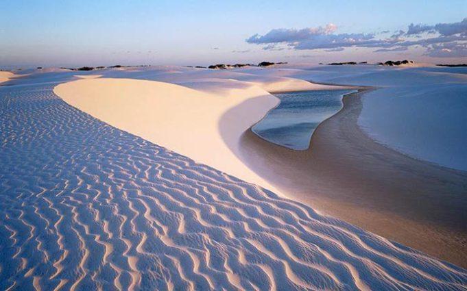 Η εντυπωσιακή λευκή έρημος της Αιγύπτου από κιμωλία
