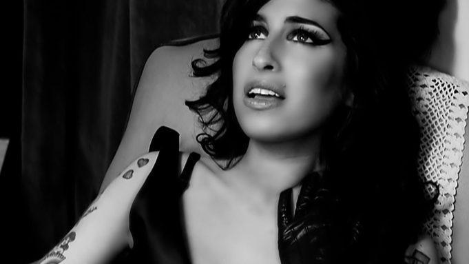 Amy Winehouse: Ετοιμάζεται ταινία για τη ζωή της.