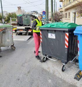artme Δήμος Αθηναίων: 2.200 νέοι μεταλλικοί κάδοι απορριμμάτων τοποθετούνται στις γειτονιές και το κέντρο της πόλης.