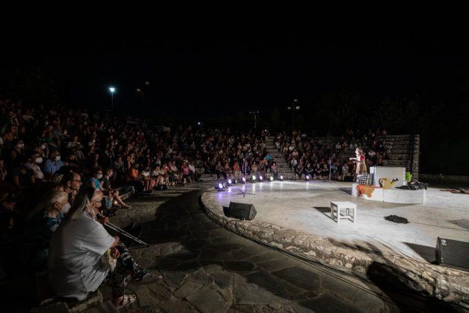 Δήμος Αθηναίων: Όλη η Αθήνα μια σκηνή.Έπεσε η αυλαία της μεγαλύτερης σκηνής στη πόλη!